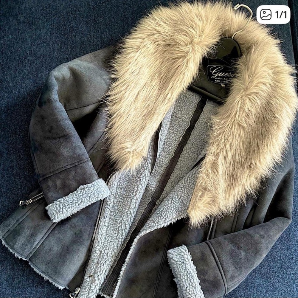 Guess Women's Coat with Cream Faux Fur Collar